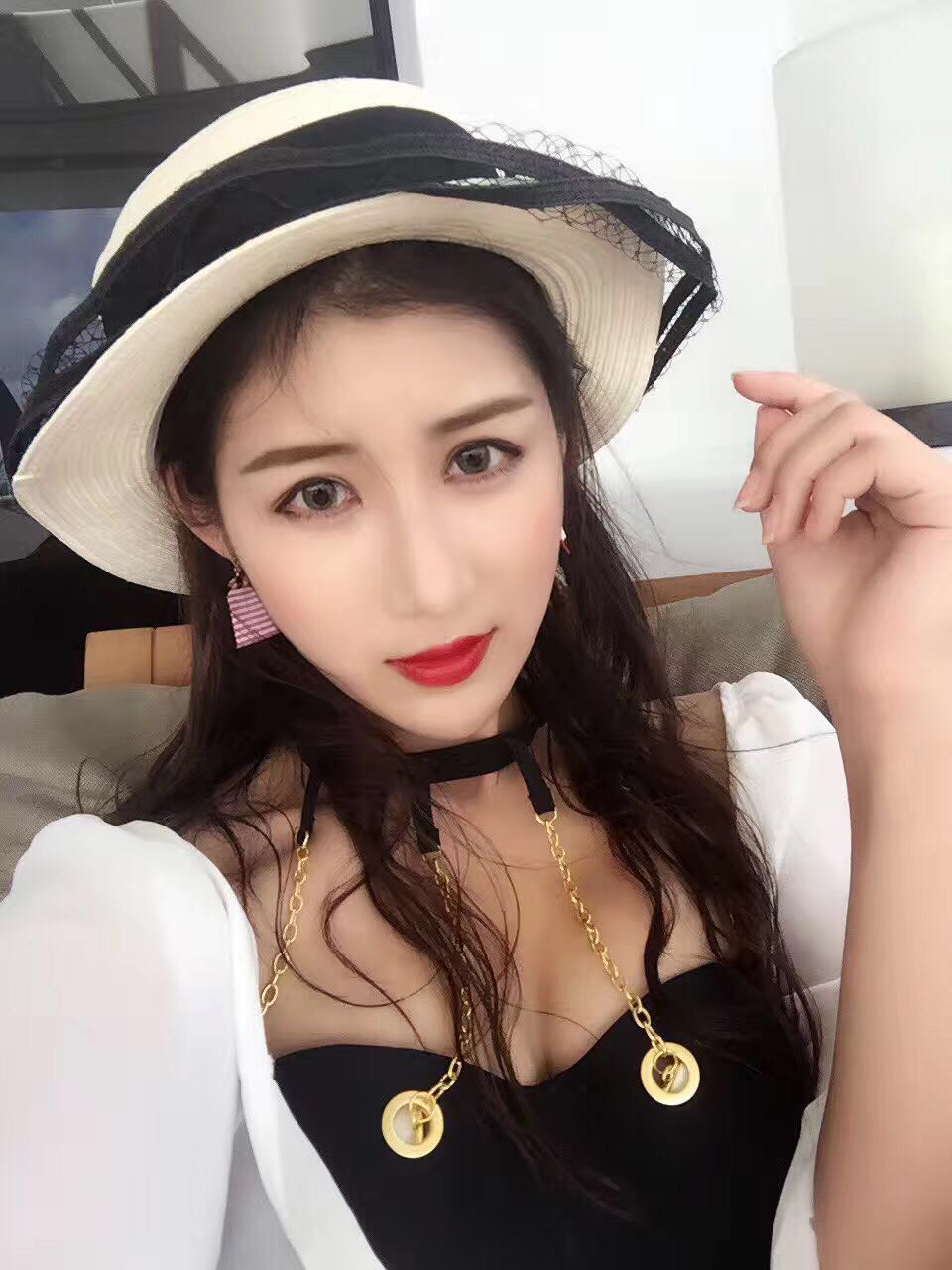 若希（花椒-映客30萬粉絲）
